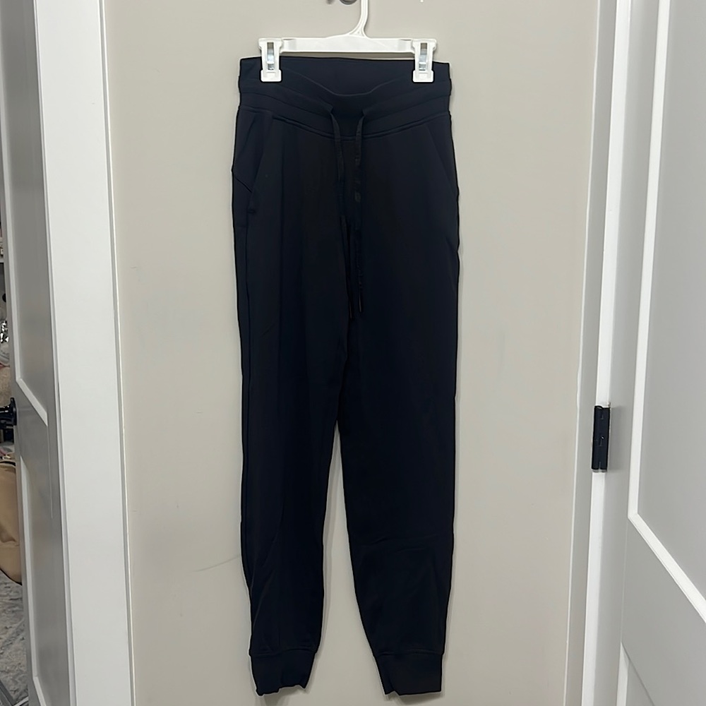 lululemon joggers: color black, size 2